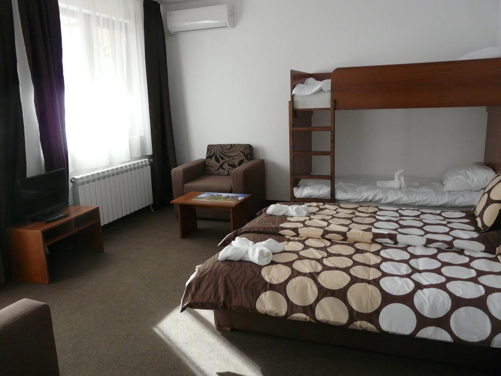Yuliya Guest House Сапарева Баня Екстер'єр фото