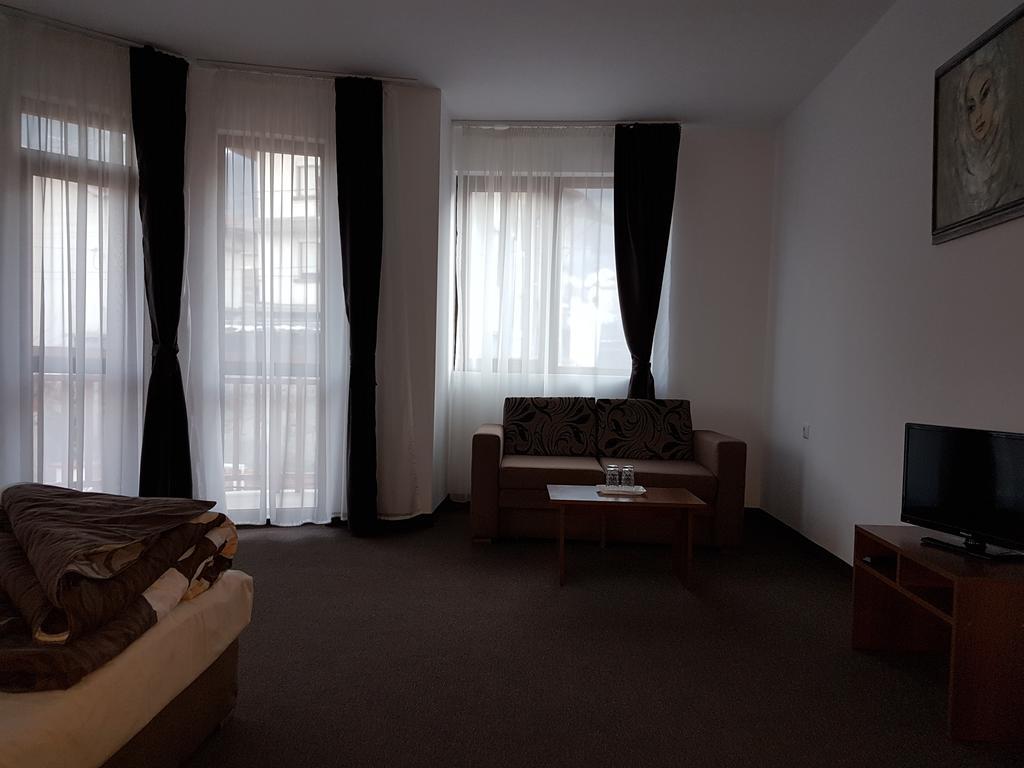 Yuliya Guest House Сапарева Баня Екстер'єр фото