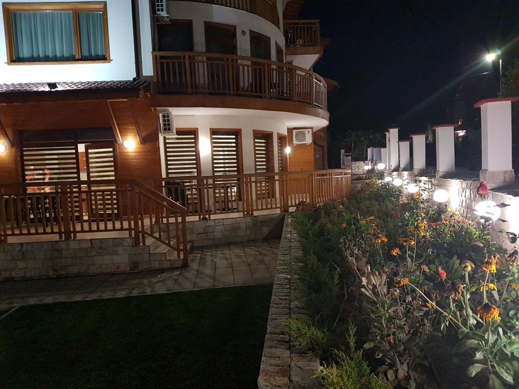 Yuliya Guest House Сапарева Баня Екстер'єр фото